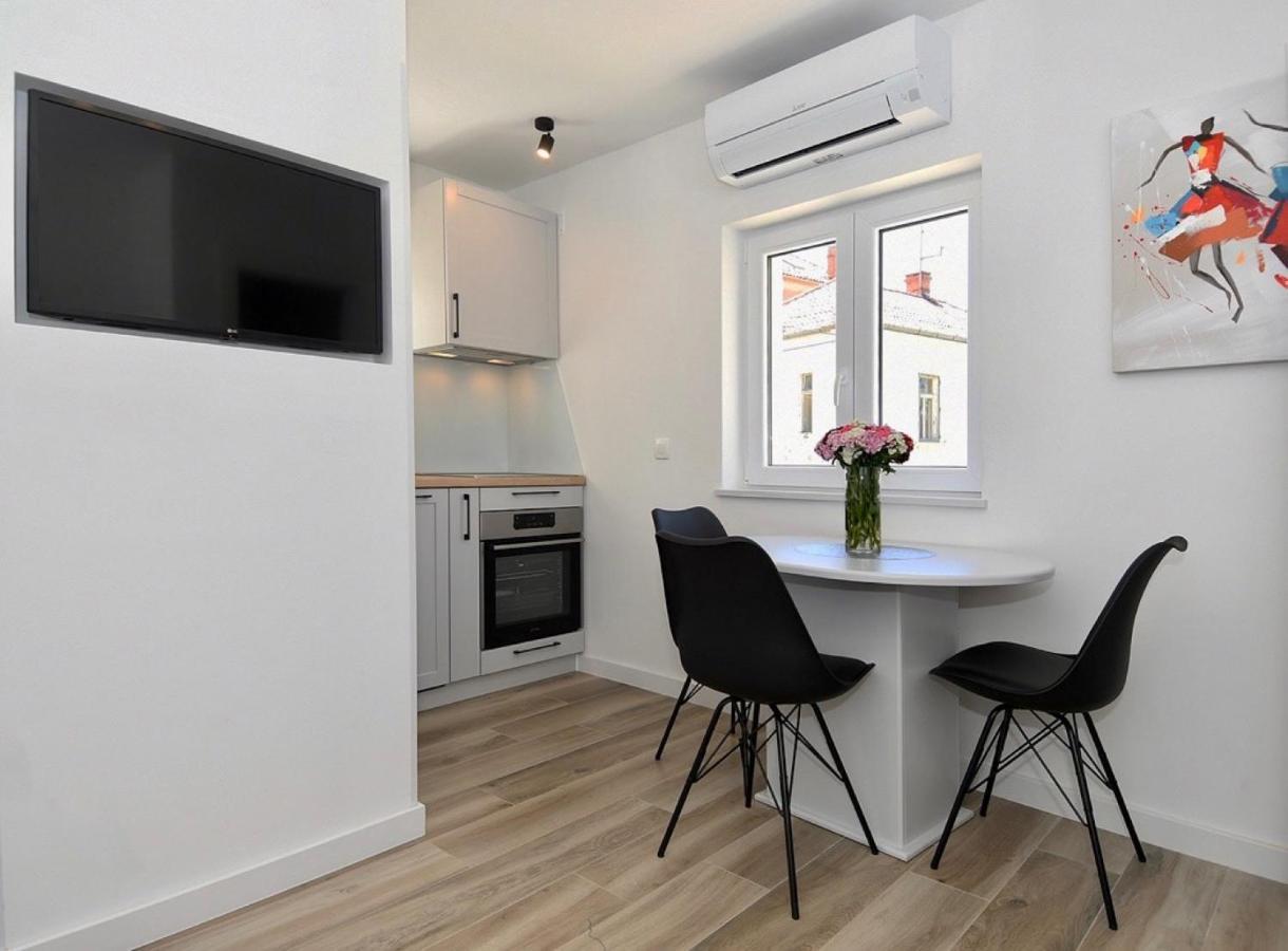 Jacuzzi Apartment Mickey دوبروفينك المظهر الخارجي الصورة